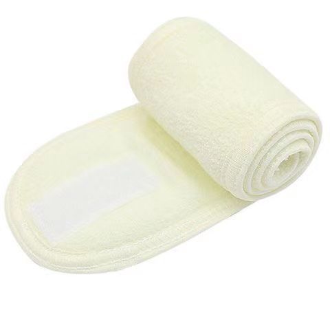 Adjustable Velcro Headband for Optimized Skincare